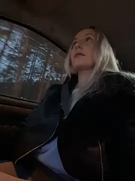 Snapshot of MerlinDave chatting on December 14, 2024, 2:23 am MerlinDave online show from December 14, 2024, 2:23 am