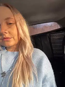 Snapshot of MerlinDave chatting on December 14, 2024, 5:29 am MerlinDave online show from December 14, 2024, 5:29 am