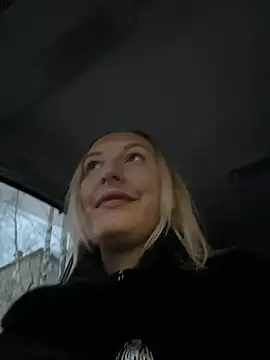 Snapshot of MerlinDave chatting on December 15, 2024, 2:30 am MerlinDave online show from December 15, 2024, 2:30 am