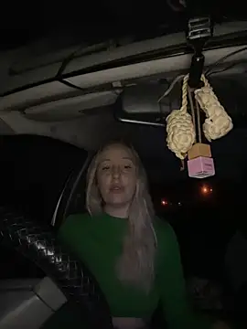 Snapshot of MerlinDave chatting on December 20, 2024, 1:25 am MerlinDave online show from December 20, 2024, 1:25 am