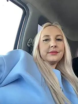 Snapshot of MerlinDave chatting on January 13, 2025, 4:50 am MerlinDave online show from January 13, 2025, 4:50 am