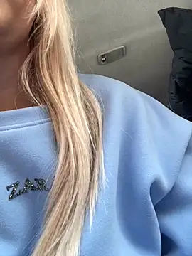 Snapshot of MerlinDave chatting on January 13, 2025, 7:54 am MerlinDave online show from January 13, 2025, 7:54 am