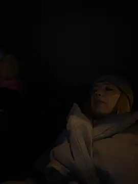 Snapshot of MerlinDave chatting on January 31, 2025, 1:33 am MerlinDave online show from January 31, 2025, 1:33 am