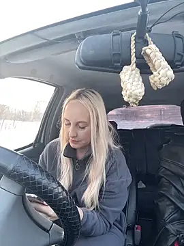 Snapshot of MerlinDave chatting on February 4, 2025, 3:54 am MerlinDave online show from February 4, 2025, 3:54 am