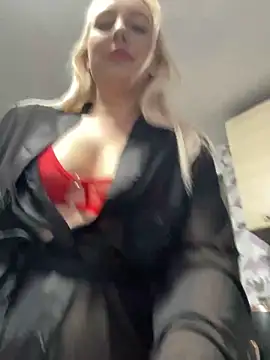 Snapshot of MerlinDave chatting on March 1, 2025, 1:43 am MerlinDave online show from March 1, 2025, 1:43 am