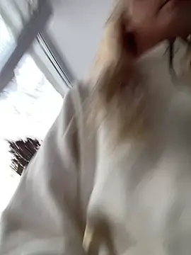 Snapshot of MerlinDave chatting on March 19, 2025, 12:59 am MerlinDave online show from March 19, 2025, 12:59 am