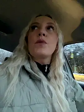 Snapshot of MerlinDave chatting on October 29, 2025, 1:19 am MerlinDave online show from October 29, 2025, 1:19 am