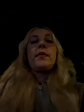 MerlinDave online show from December 2, 2025, 1:11 am