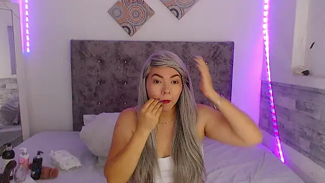 Cuckold lover69 online show from April 9, 2026, 3:17 am