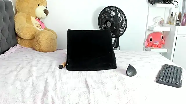 canela wet online show from February 5, 2025, 1:22 pm