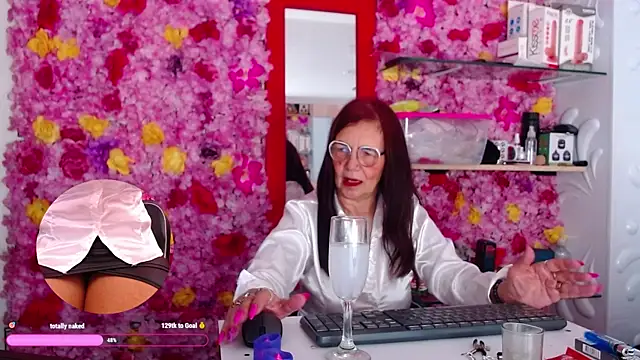 agatha ross26 online show from January 13, 2025, 12:24 pm