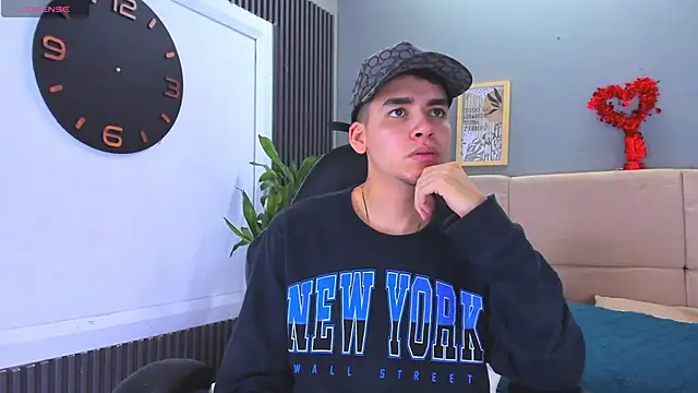 Mike 0233  online show from February 12, 2025, 4:44 am