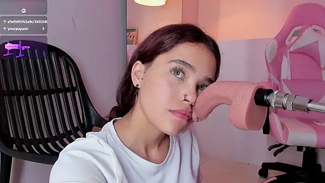 violeth hill online show from March 21, 2025, 10:39 pm