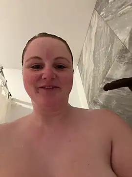 Snapshot of GingerSnap33 chatting on December 8, 2024, 12:07 am GingerSnap33 online show from December 8, 2024, 12:07 am