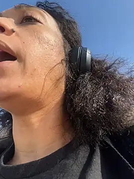 Snapshot of starrynikki chatting on January 4, 2025, 7:55 pm starrynikki online show from January 4, 2025, 7:55 pm