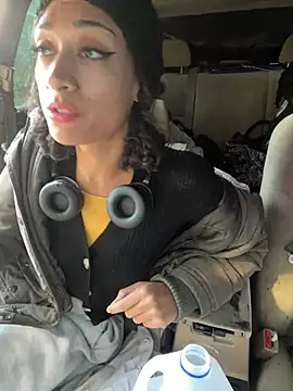 Snapshot of starrynikki chatting on January 28, 2025, 12:26 am starrynikki online show from January 28, 2025, 12:26 am