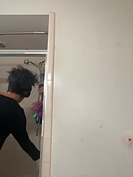 Snapshot of starrynikki chatting on February 16, 2025, 3:16 pm starrynikki online show from February 16, 2025, 3:16 pm