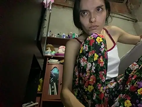 lilithanderson online show from June 26, 2026, 7:24 am