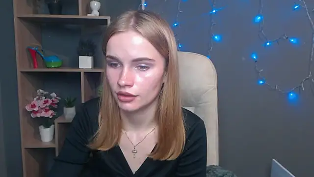 MargaritaKiss online show from November 6, 2025, 7:04 pm