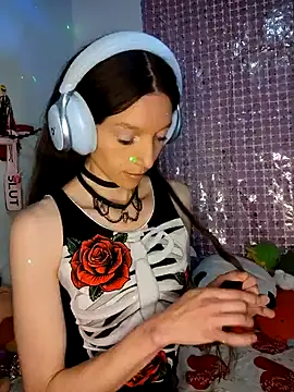 Lucy cole online show from January 12, 2025, 2:14 am