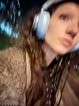 Lucy cole online show from February 7, 2025, 2:19 am