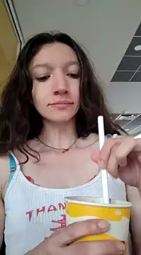 Lucy cole online show from March 6, 2025, 8:37 pm