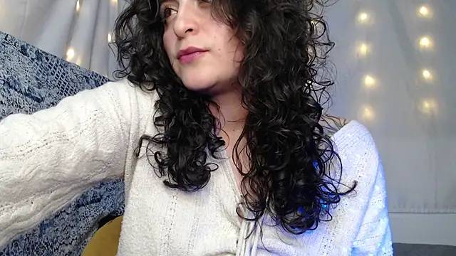 Snapshot of Marci_owo chatting on January 6, 2025, 12:48 am Marci owo online show from January 6, 2025, 12:48 am
