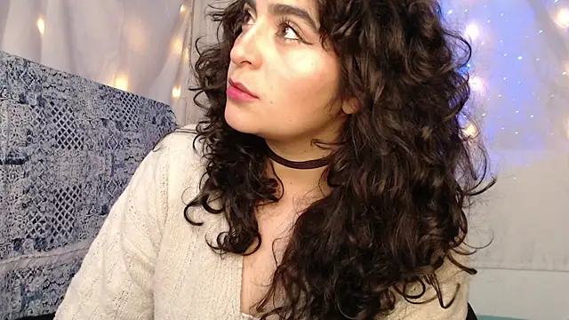 Snapshot of Marci_owo chatting on January 9, 2025, 8:11 pm Marci owo online show from January 9, 2025, 8:11 pm
