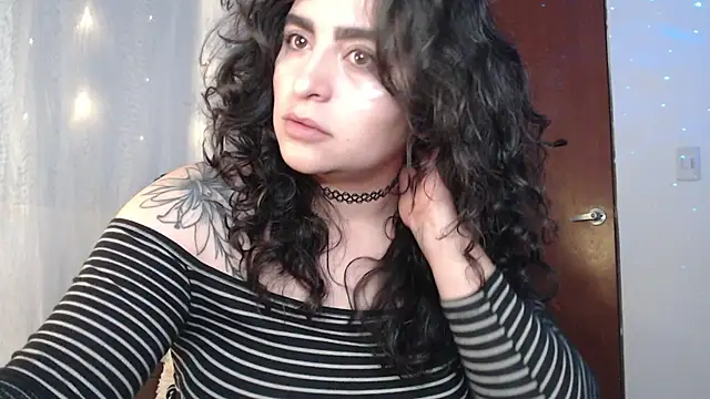 Snapshot of Marci_owo chatting on January 23, 2025, 7:32 am Marci owo online show from January 23, 2025, 7:32 am