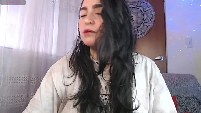 Marci owo online show from October 5, 2025, 1:42 pm