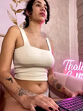 Snapshot of thaliacollins chatting on October 11, 2025, 12:58 pm thaliacollins online show from October 11, 2025, 12:58 pm