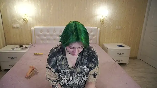 LunaaMayy online show from February 21, 2026, 6:20 pm