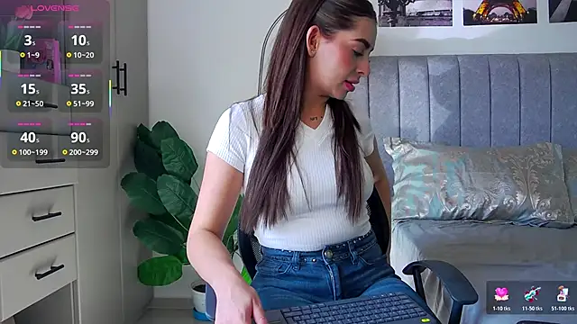 Snapshot of caralella chatting on November 11, 2025, 7:36 pm caralella online show from November 11, 2025, 7:36 pm