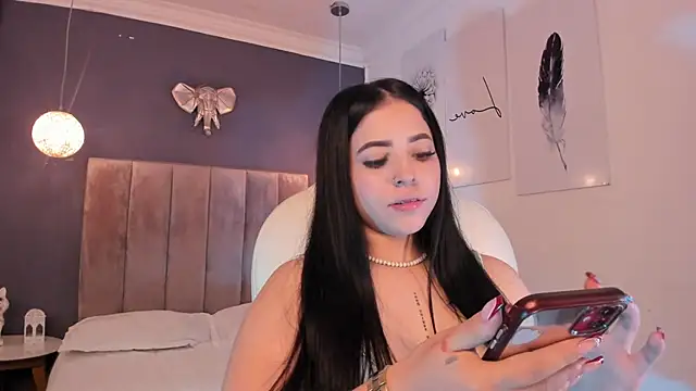 Maaiitee online show from March 15, 2025, 4:21 pm