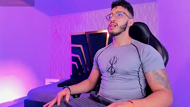 Liam Kleiin online show from November 29, 2025, 11:24 am