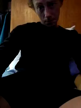 Snapshot of elmerfuddin87 chatting on September 30, 2025, 4:50 am elmerfuddin87 online show from September 30, 2025, 4:50 am