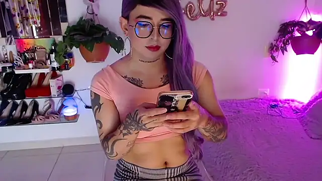 Laveneno ortiz07 online show from November 12, 2025, 11:25 pm