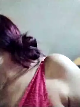 Snapshot of SWEET_LOVER01 chatting on February 5, 2025, 2:26 pm SWEET LOVER01 online show from February 5, 2025, 2:26 pm