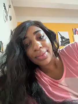 Snapshot of charlottebrowns_ chatting on October 1, 2025, 2:23 pm charlottebrowns online show from October 1, 2025, 2:23 pm