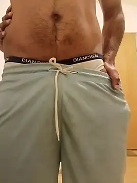 maleesa online show from February 5, 2026, 4:17 am