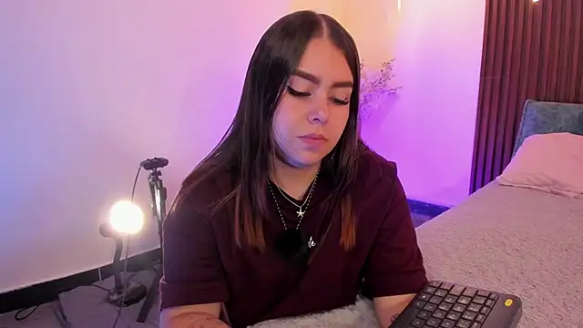 ArianaBaker online show from February 13, 2026, 4:36 pm