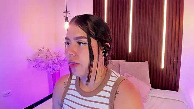 ArianaBaker online show from March 3, 2026, 3:29 pm