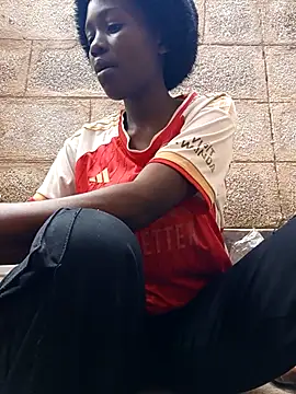 Swirly blac online show from November 22, 2025, 7:40 am