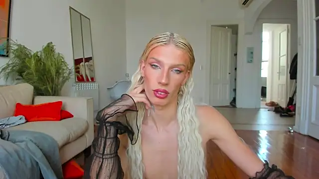 AliceSnowCatt online show from February 9, 2025, 5:22 pm