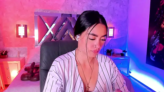 Snapshot of Natt_collins chatting on April 10, 2026, 4:17 am Natt collins online show from April 10, 2026, 4:17 am