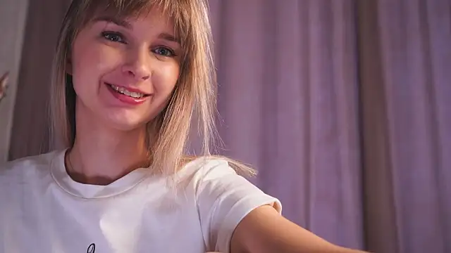 Snapshot of hereandnows_ chatting on January 20, 2025, 3:48 am hereandnows online show from January 20, 2025, 3:48 am