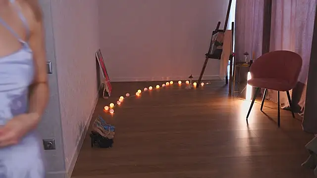 Snapshot of hereandnows_ chatting on February 2, 2025, 4:05 am hereandnows online show from February 2, 2025, 4:05 am