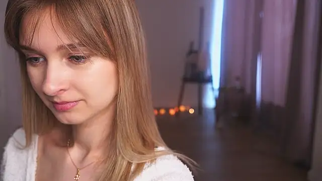 Snapshot of hereandnows_ chatting on March 18, 2025, 3:53 am hereandnows online show from March 18, 2025, 3:53 am