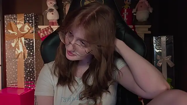 Snapshot of ELLIEJAY chatting on December 5, 2024, 2:31 am ELLIEJAY online show from December 5, 2024, 2:31 am