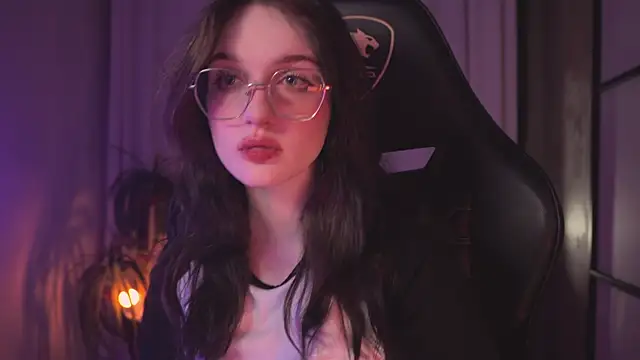 Snapshot of ELLIEJAY chatting on February 5, 2025, 8:14 pm ELLIEJAY online show from February 5, 2025, 8:14 pm